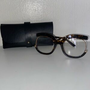 Darcie round tortoise glasses